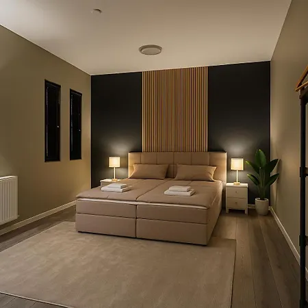 Modernes Im Stadtzentrum Lägenhet